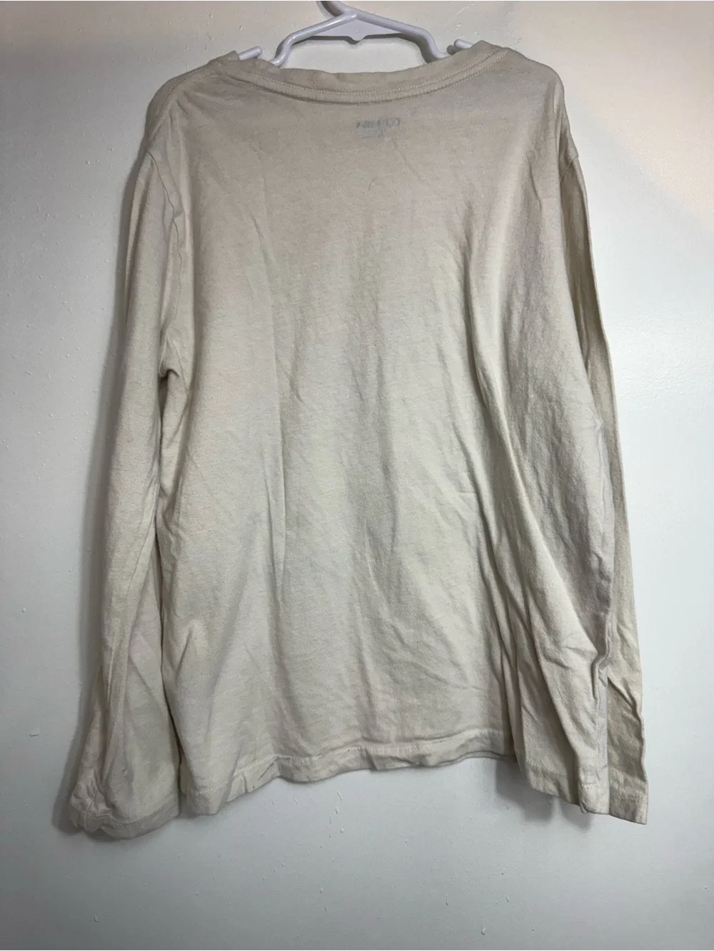 Old Navy Cream TMNT Skateboard Graphic Long-Sleeve Tee